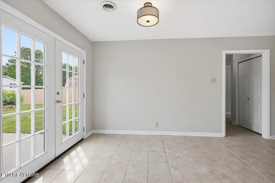 1304 Windamere Rd, Knoxville, TN 37923 - #3