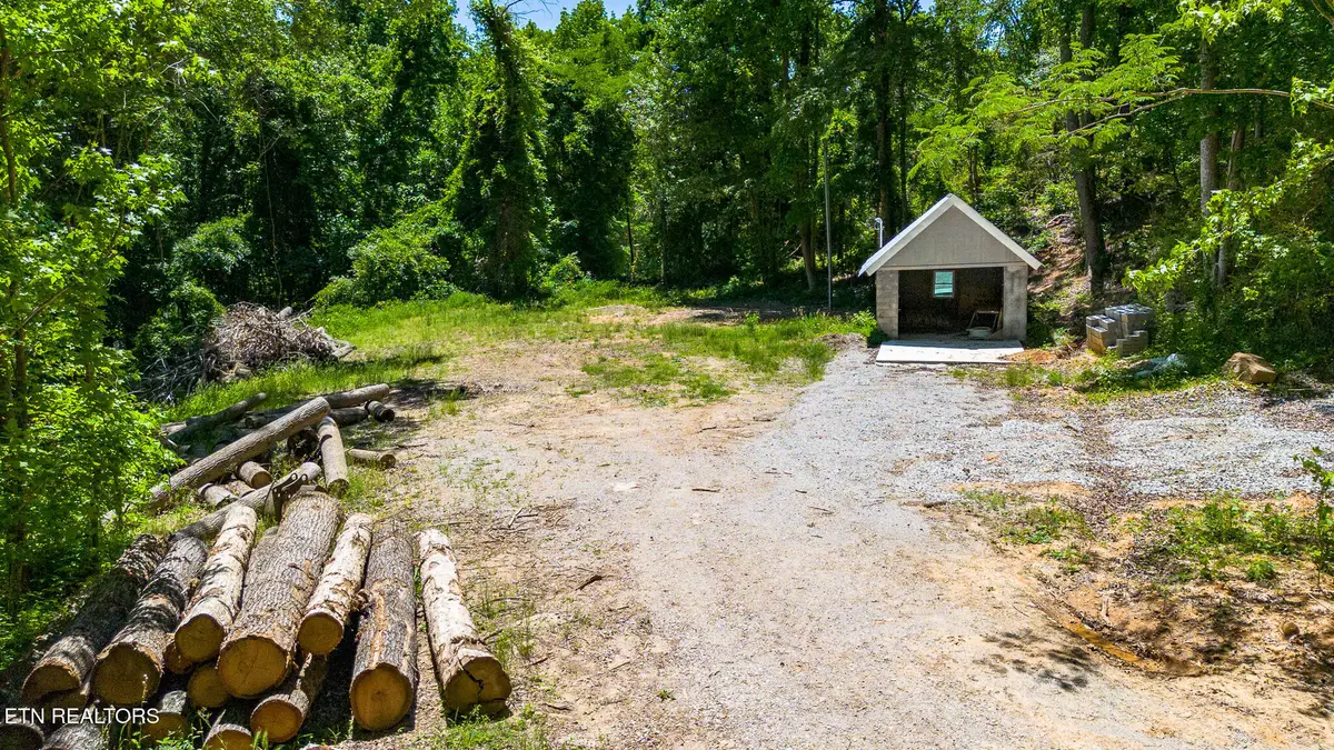 741 Bazel Rd, Harriman, TN 37748 - #1