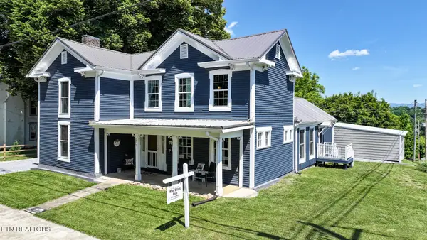 217 S Irish St, Greeneville, TN 37743