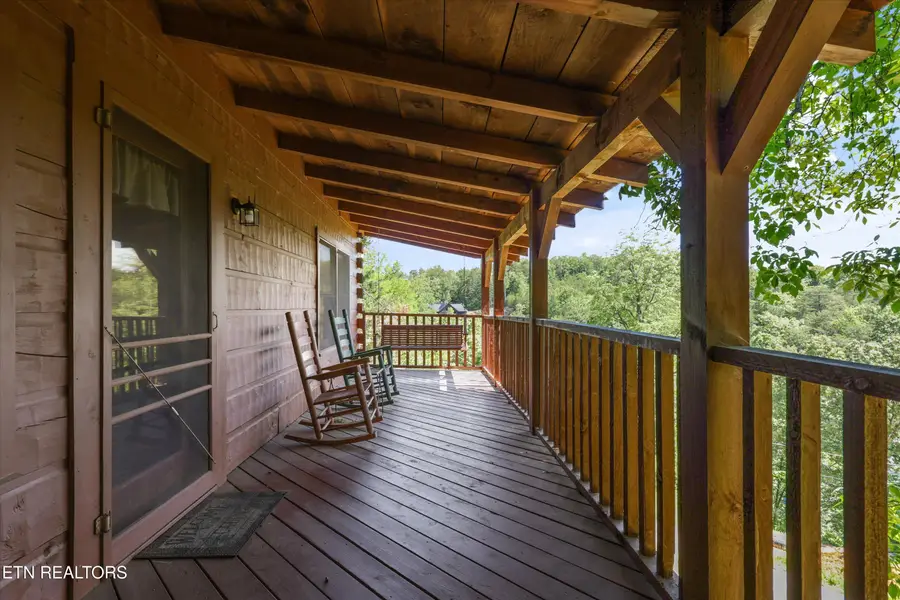 1086 Sharp Hollow Rd, Sevierville, TN 37862 - #2