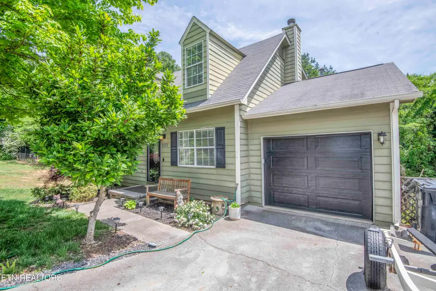 2529 Hammond Lane, Knoxville, TN 37912 - #3