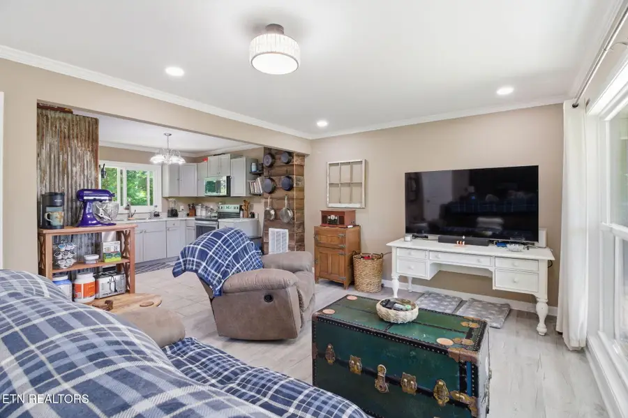 3012 Sinking Springs Rd, Knoxville, TN 37914 - #3