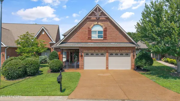 267 Savannah Park Drive, Maryville, TN 37803