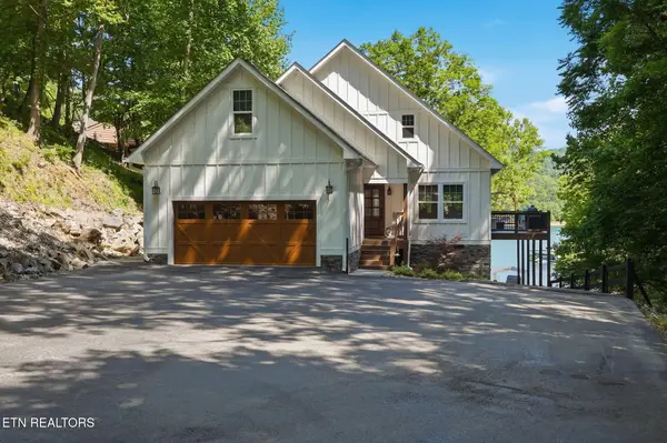 1068 N Shorewood Drive, Caryville, TN 37714