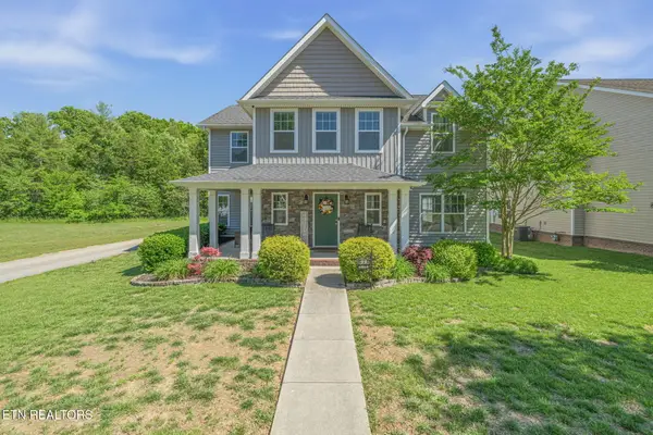 99 Fallberry St, Oak Ridge, TN 37830