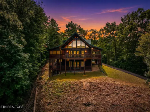4524 Whetstone Rd, Sevierville, TN 37862