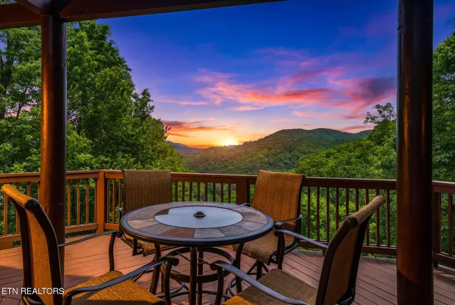 4524 Whetstone Rd, Sevierville, TN 37862 - #2