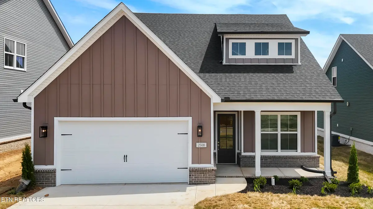 2508 Maroon Bells Rd, Knoxville, TN 37932 - #1