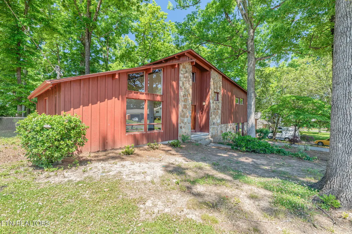 987 Ponder Rd, Knoxville, TN 37923 - #1