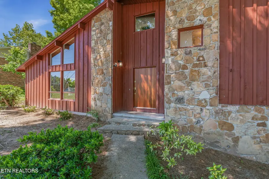 987 Ponder Rd, Knoxville, TN 37923 - #2