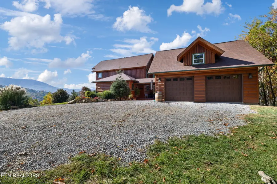 1642 Little Cove Rd, Sevierville, TN 37862 - #3