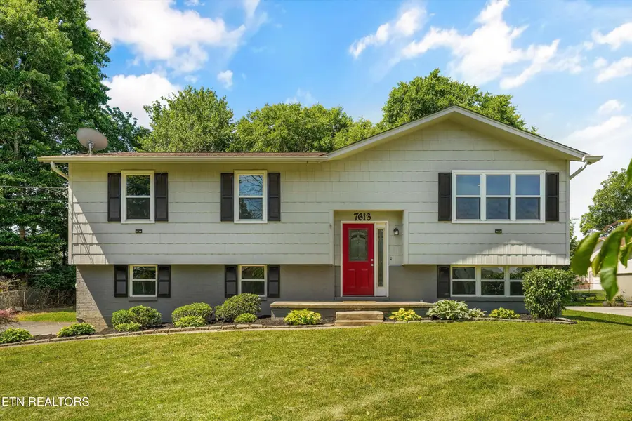 7613 Fall Wind Court, Powell, TN 37849 - #2