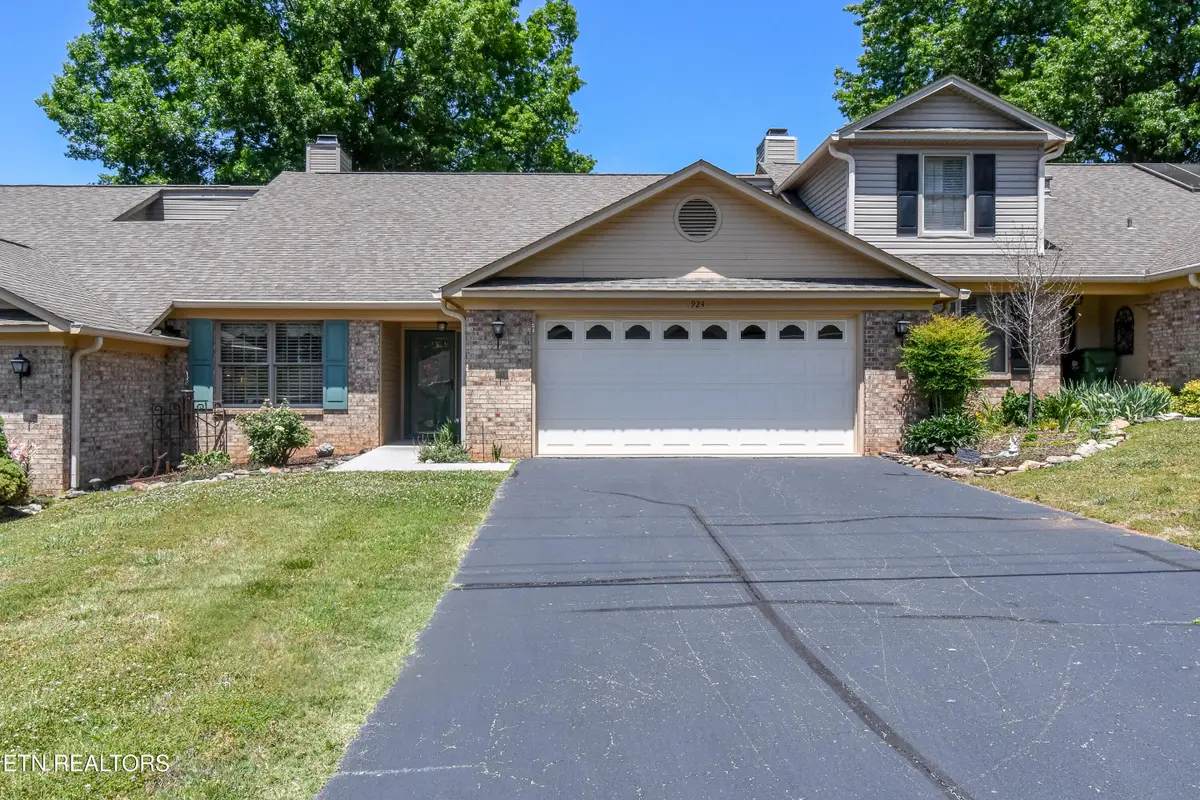 924 Jamestown Way, Maryville, TN 37803 - #1