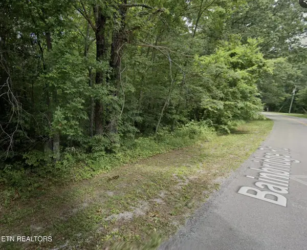 227 Bainbridge Rd, Crossville, TN 38558