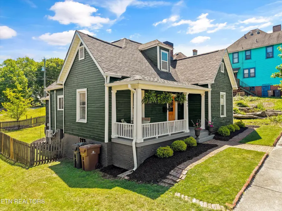 1008 Gratz St, Knoxville, TN 37917 - #2
