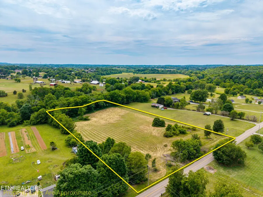 332 River Ford Rd, Maryville, TN 37804 - #2