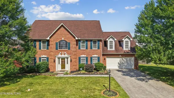 3313 Bridlebrooke Drive, Knoxville, TN 37938