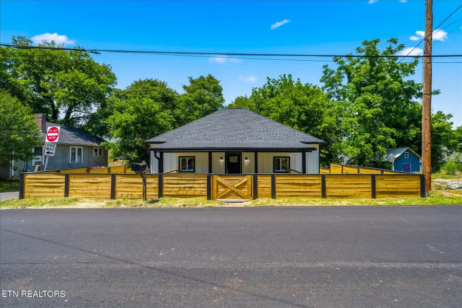 1141 Valley Ave, Knoxville, TN 37920 - #2