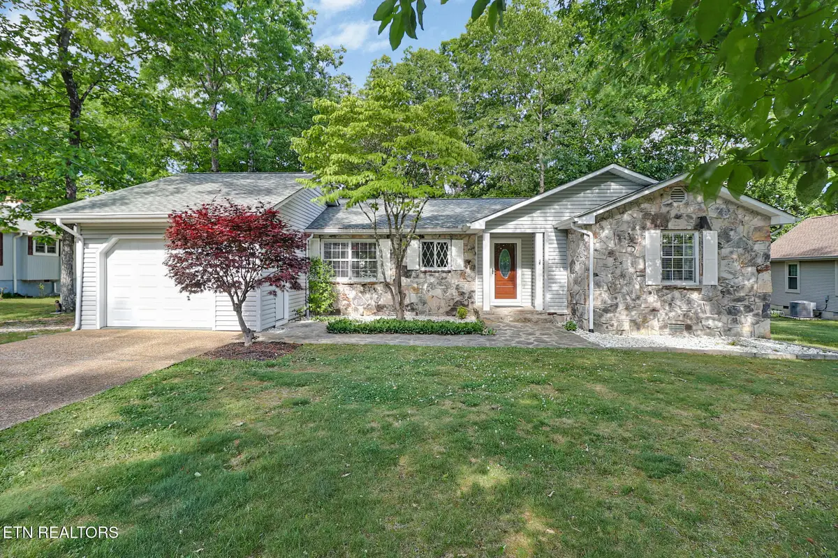 131 Berkshire Loop, Crossville, TN 38558 - #1