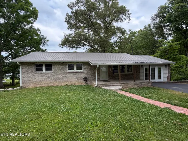 273 Fairway St, Crossville, TN 38571