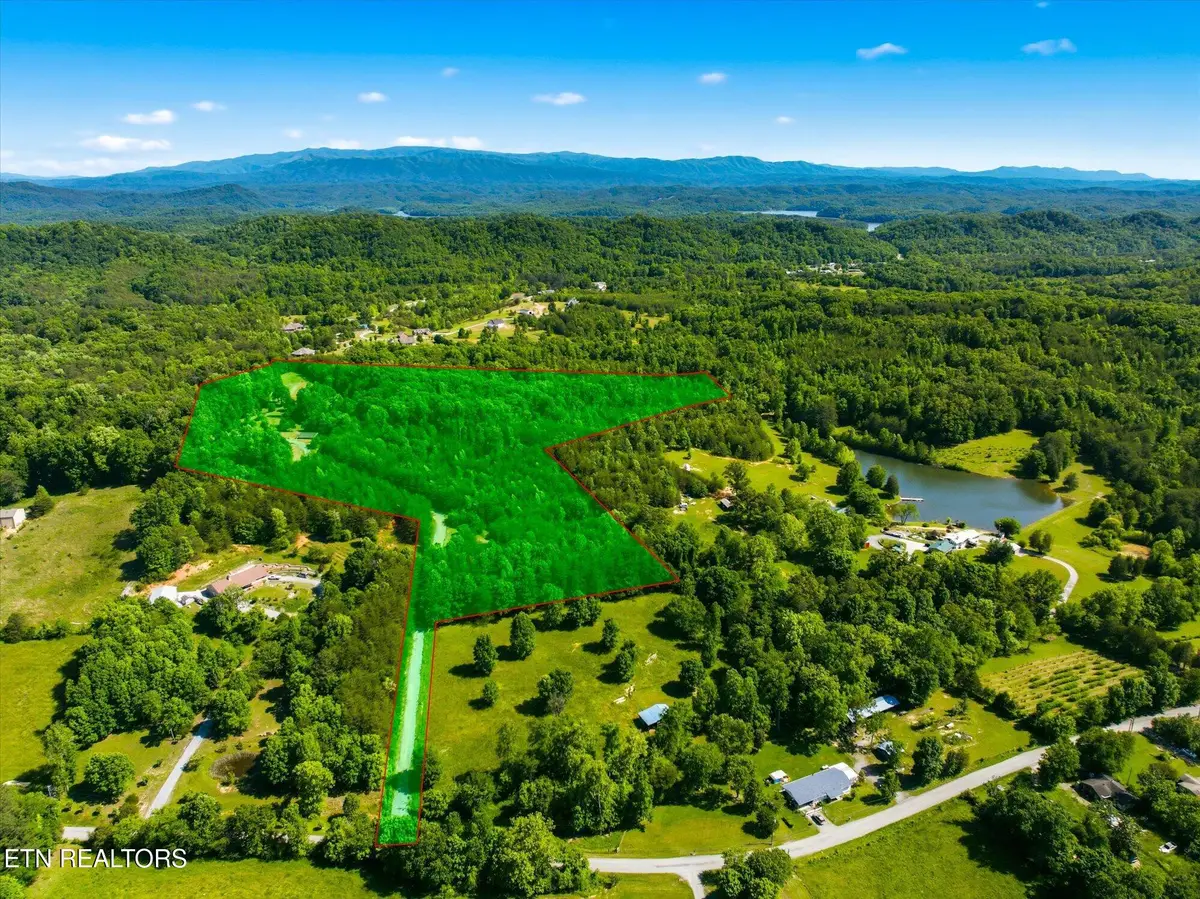 7142 Tomotley Rd, Maryville, TN 37801 - #1