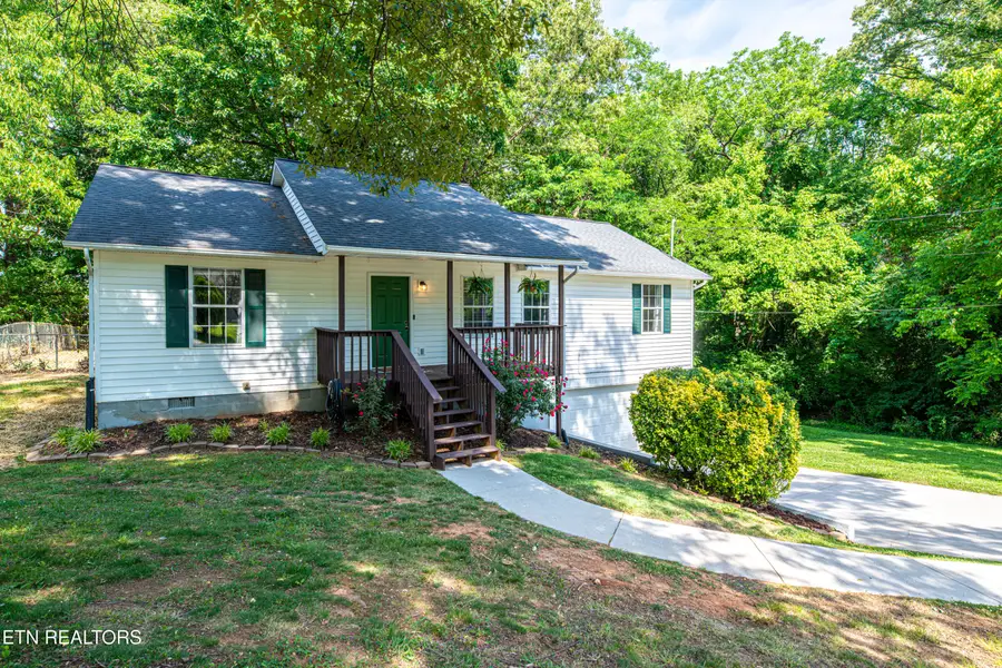 1718 Frank Watts Rd, Knoxville, TN 37909 - #2