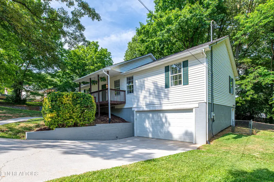 1718 Frank Watts Rd, Knoxville, TN 37909 - #3