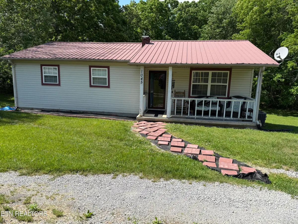 1045 Pearl Hinds Rd, Jamestown, TN 38556 - #1