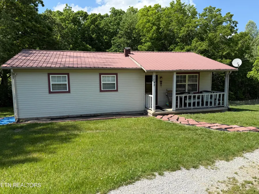 1045 Pearl Hinds Rd, Jamestown, TN 38556 - #3