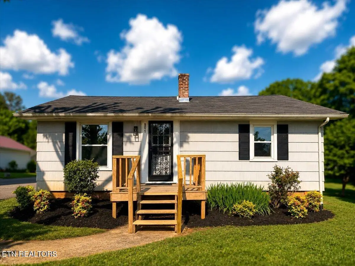 901 Mayes Ave, Sweetwater, TN 37874 - #1