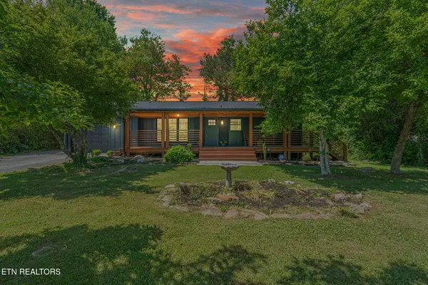 329 Sarvis Drive, Knoxville, TN 37920