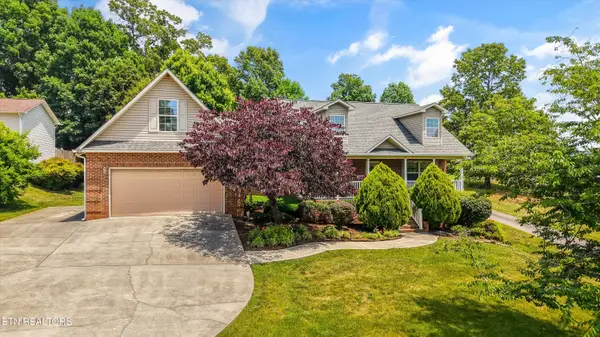 1432 Chessingham Drive, Maryville, TN 37801