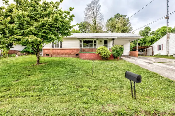 606 S 13th St, LaFollette, TN 37766