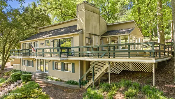 1313 S Chilhowee Drive, Knoxville, TN 37914