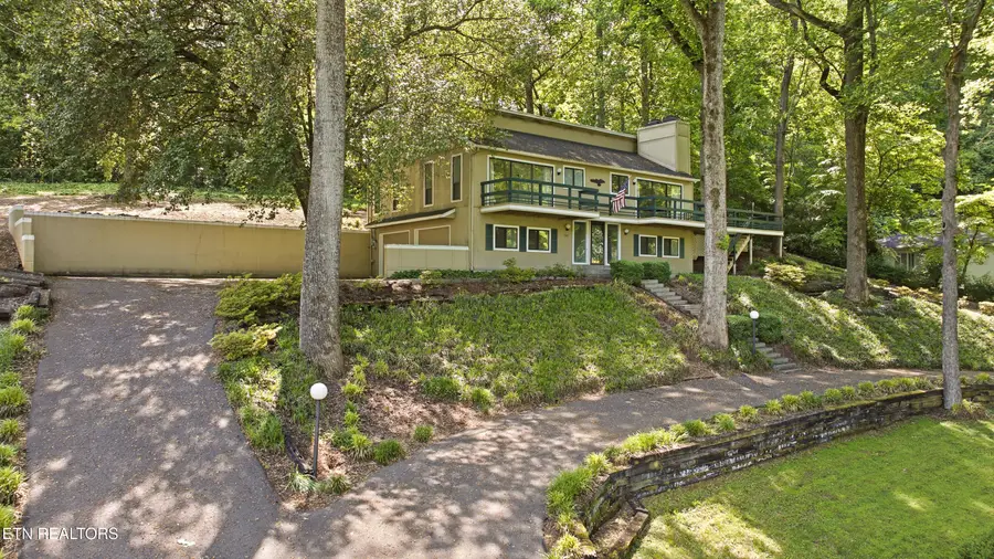 1313 S Chilhowee Drive, Knoxville, TN 37914 - #2
