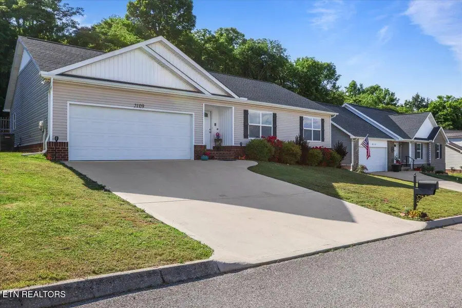 2109 Bluebonnet Drive, Mascot, TN 37806 - #2