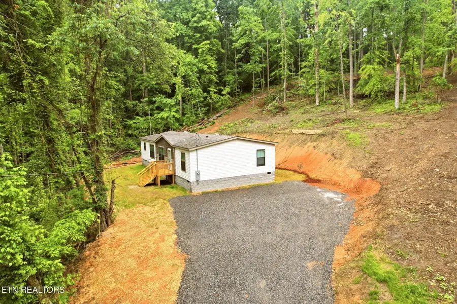 283 Farmers Hollow Rd, Clinton, TN 37716 - #3