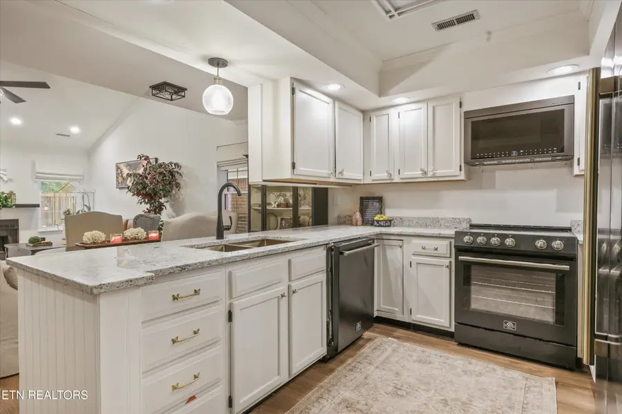 665 Farragut Commons Drive, Knoxville, TN 37934 - #3