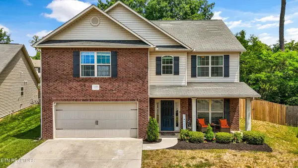 11604 Edison Drive, Knoxville, TN 37932
