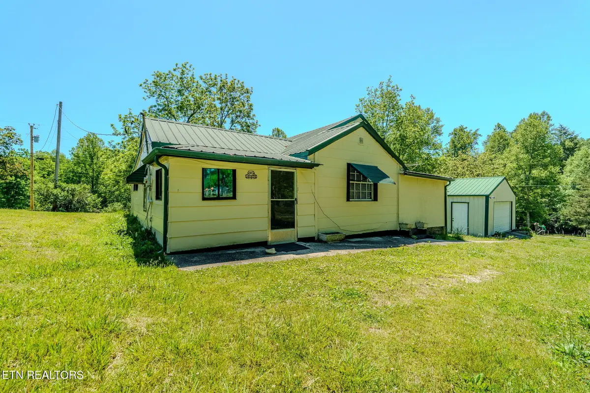 407 Ramsey Rd, Winfield, TN 37892 - #1