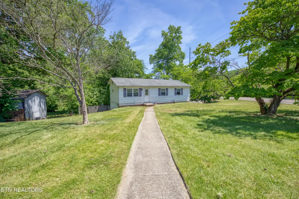 1308 Knollwood Circle, Knoxville, TN 37919 - #1