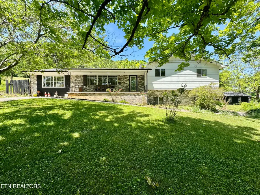 132 Lanes Bluff Rd, Clinton, TN 37716 - #2