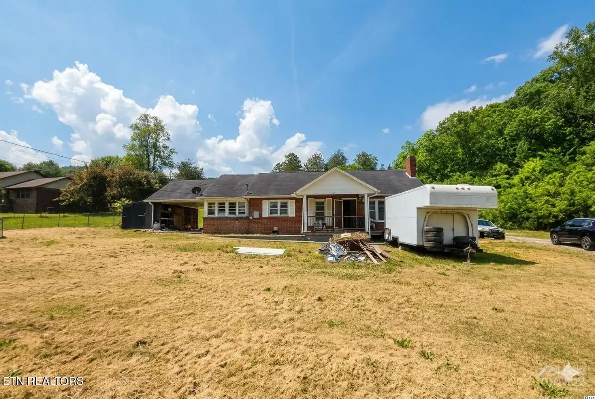 5677 Lone Mountain Rd, New Tazewell, TN 37825 - #1