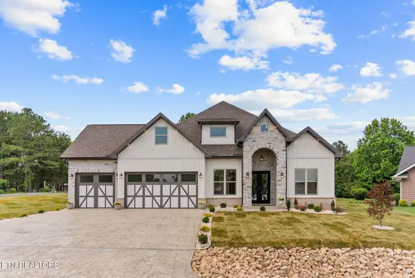 300 Oonoga Circle, Loudon, TN 37774