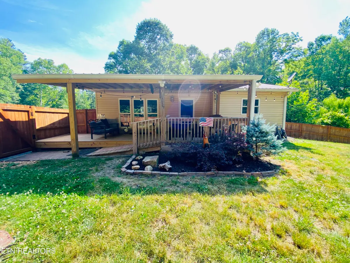 207 Blackburn Lane, Lenoir City, TN 37771 - #1