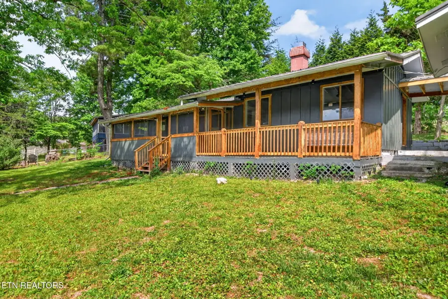 50 Lake St, Crossville, TN 38572 - #2