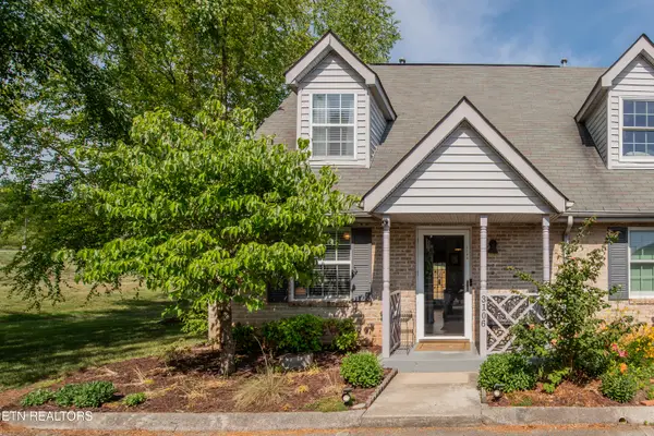 3106 Pleasant Trace Circle, Knoxville, TN 37912