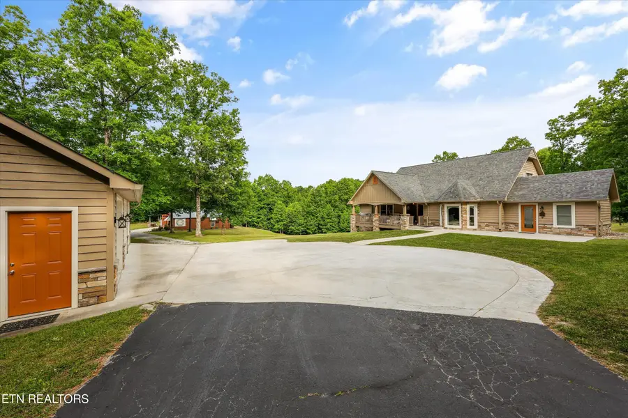 2366 Mayland Rd, Crossville, TN 38571 - #3