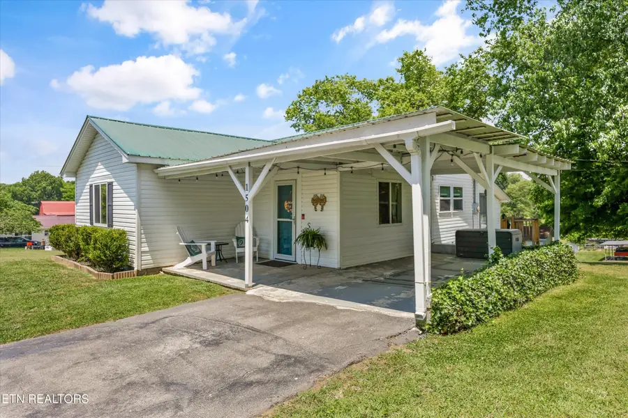 1504 Monroe St, Sweetwater, TN 37874 - #2