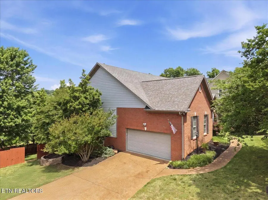 2100 Madison Grove Lane, Knoxville, TN 37922 - #2